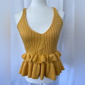 Womens Knit Tank Top size Large - Ruffles